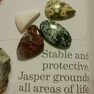 SetAssortment polished jaspers